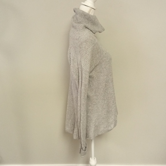 Chelsea 28 Women's Grey Hi-Lo Turtleneck Sweater L - Picture 2 of 6